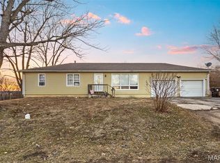 608 Harman St, Pleasant Hill, IL 62366