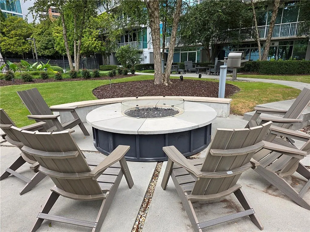2 bed, 2.0 bath, 1260 sqft, $2,695 — Photo 4