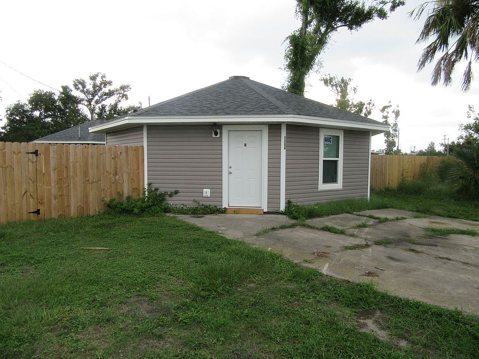 1st image of 1304B Grace Ave