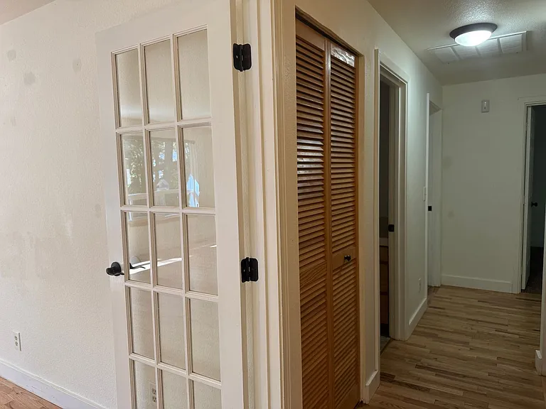 2592 NW Sherman Hill Rd — Photo 10