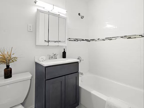 2nd image of 8040 169th St