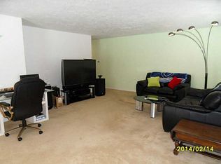 10347 E Lawnhaven Dr, Indianapolis, IN 46229