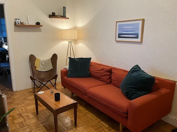 74 Starr Street image 3 of 6