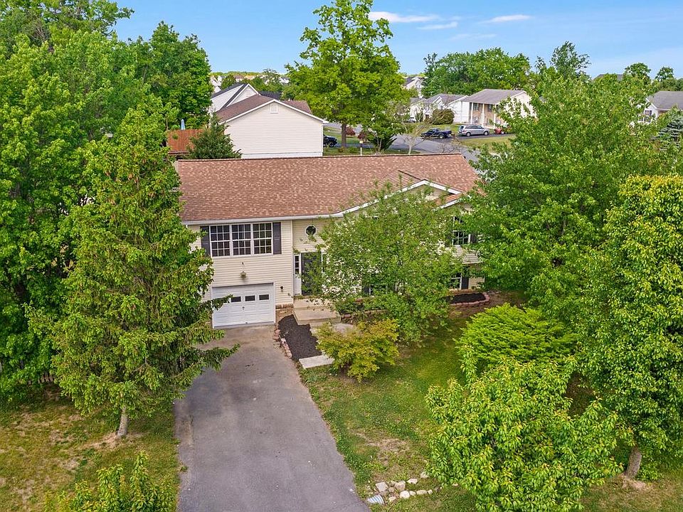 1st image of 305 Woodrow Rd