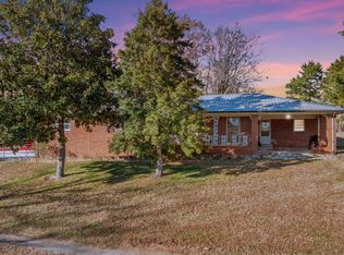 1555 Highway 13, Cunningham, TN 37052