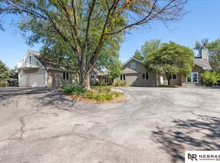 8200 SW 24th St, Lincoln, NE 68523