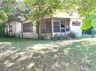 5405 Mobile Dr, Seffner, FL 33584