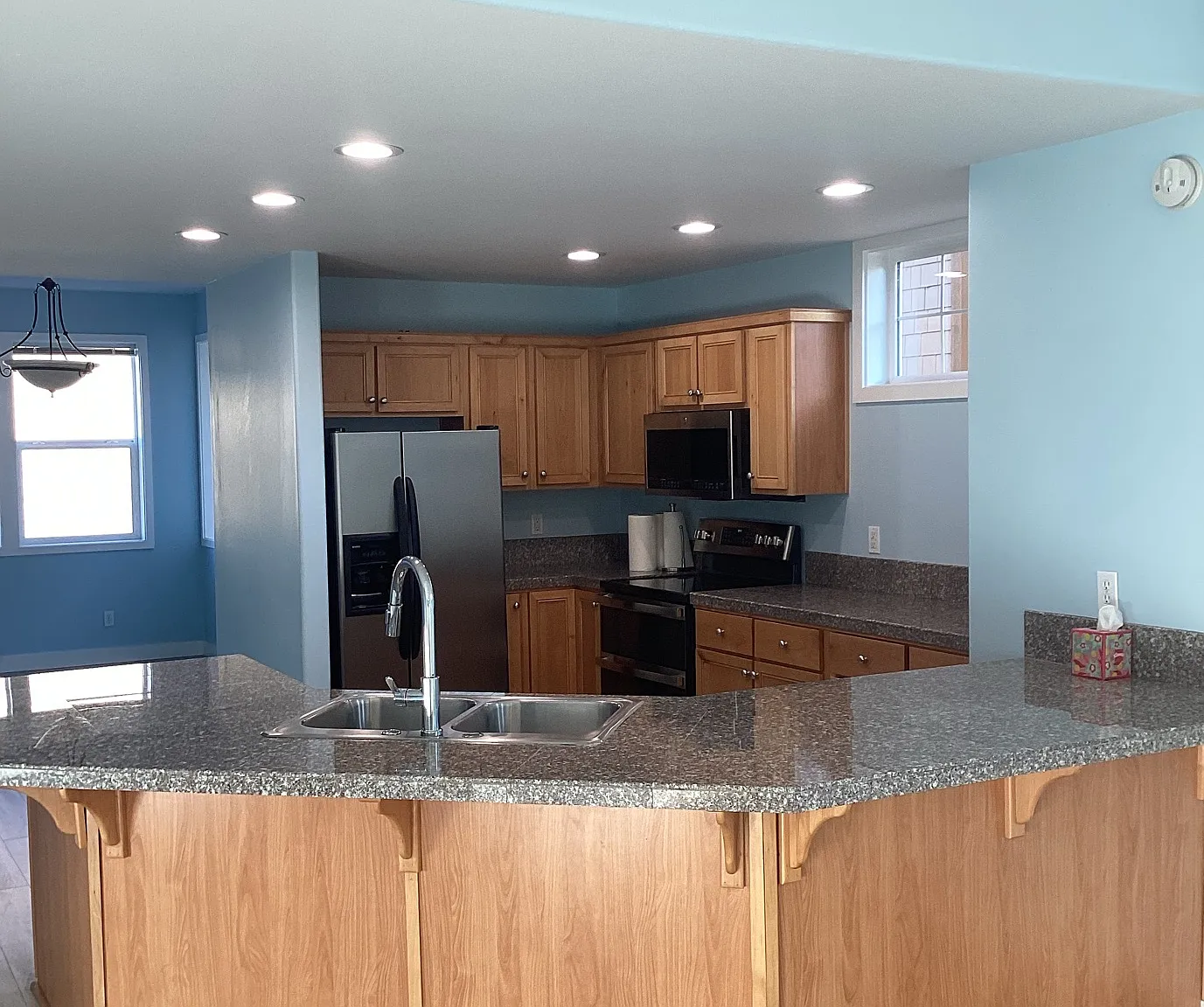 475 Southeast 35th Street - F-29 — Photo 2