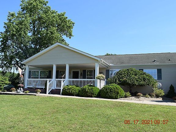 4th image of 275 Blue Sky Dr