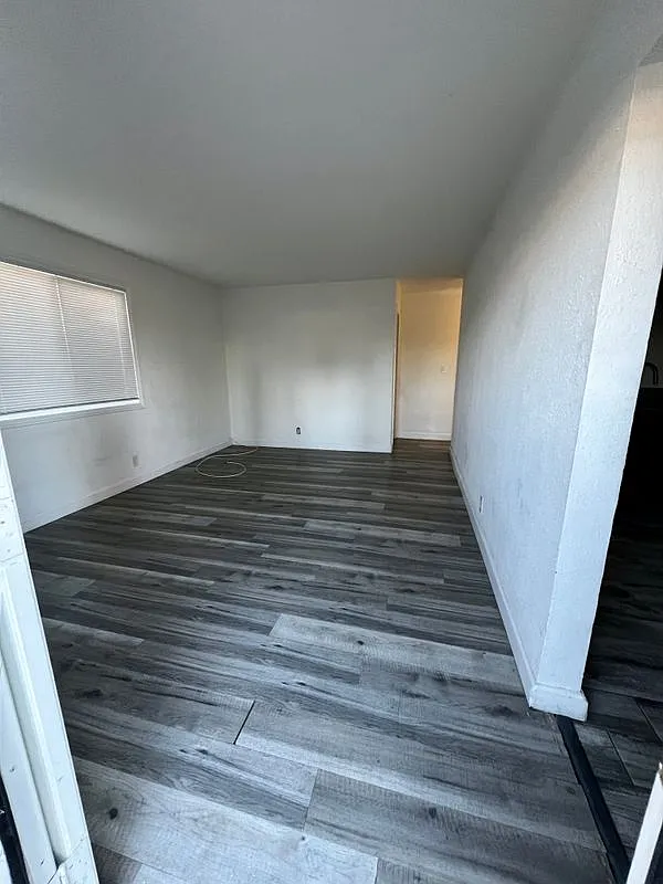 2 bed, 1.0 bath, 756 sqft, $1,675 — Photo 2