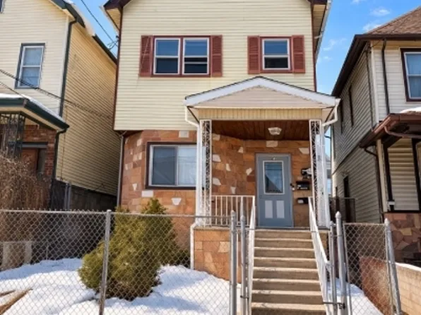 832 Parker St, Newark City, NJ 07104