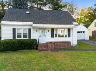 7 Collette St, Waterville, ME 04901