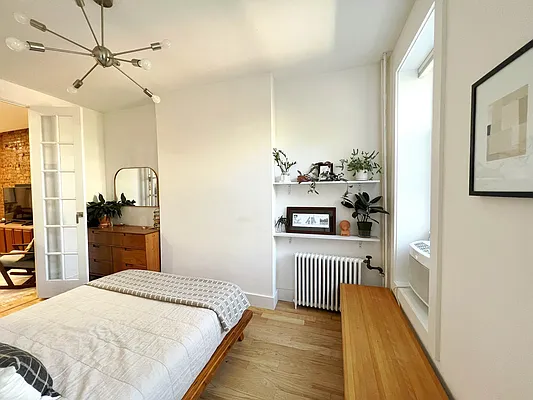 Rented by Corcoran | media 7