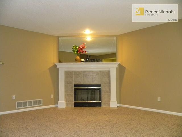 1st image of 6065 NE Moonstone Dr #23B