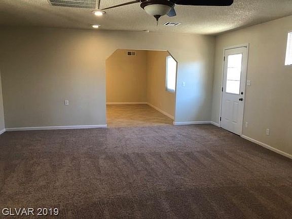 5th image of 6997 Pinebrook Ct
