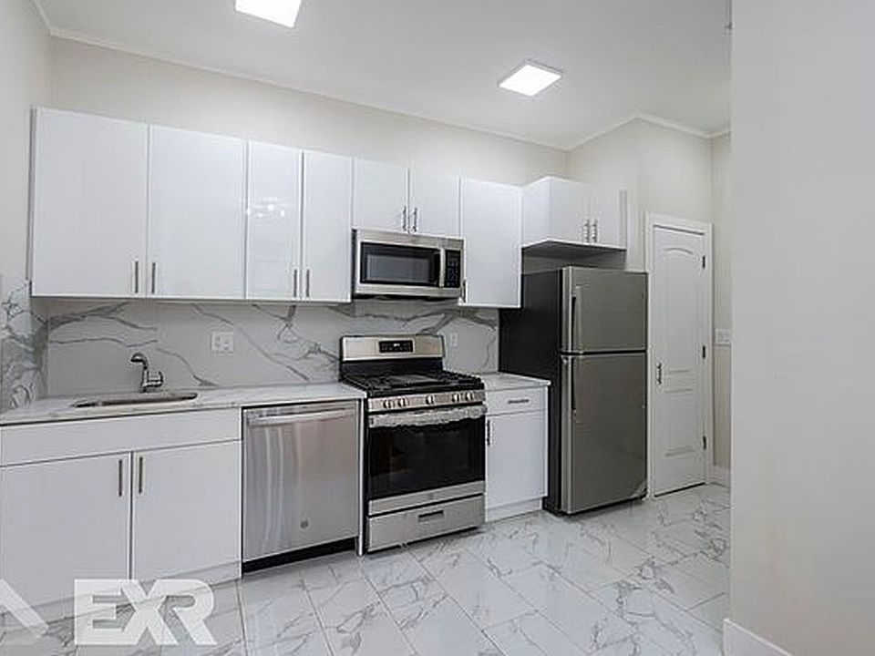 1st image of 647 Courtlandt Ave APT 1