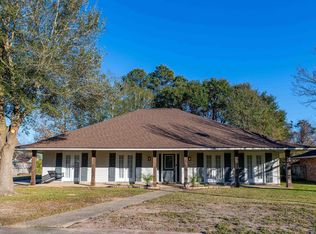 5003 Parkhollow Dr, Baton Rouge, LA 70816