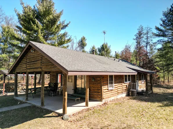 2400 S Burke Cir, Baldwin, MI 49304