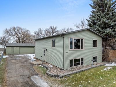 310 Colton Ave, Burlington, ND, 58722