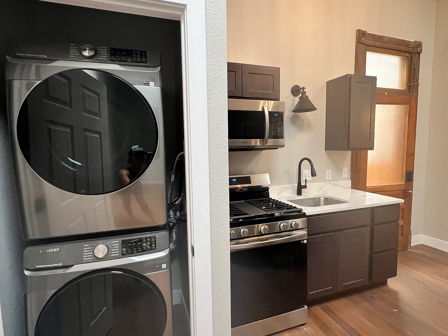 1 bed, 340 sqft, $1,325 — Photo 4