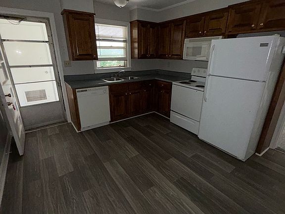 2nd image of 1204 Graham Ave #1204