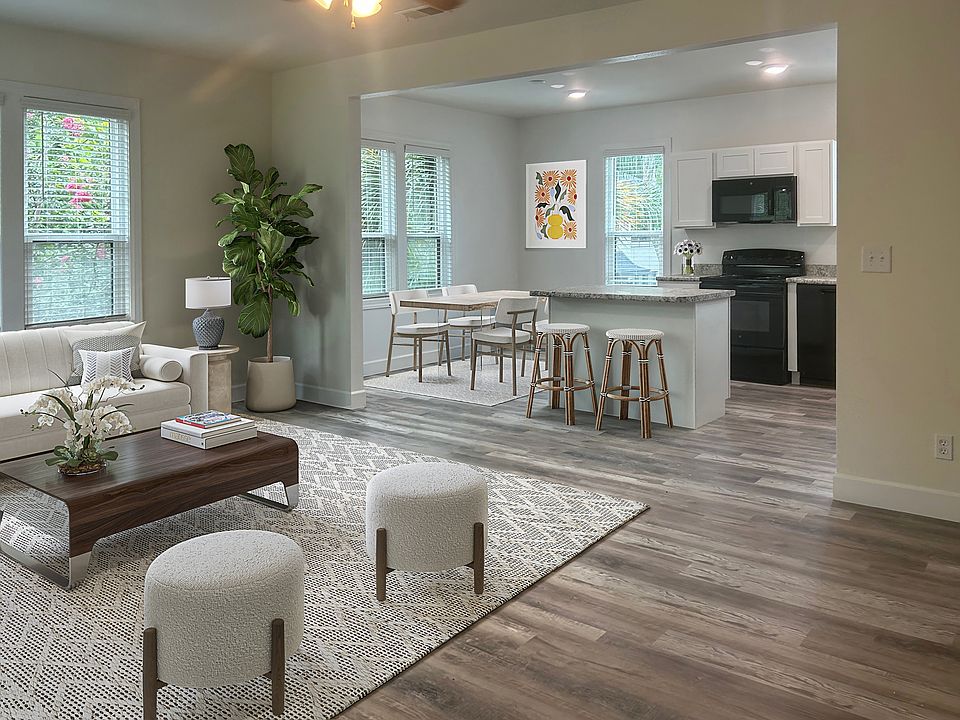 Remodeled Open Concept One Bedroom floorplan