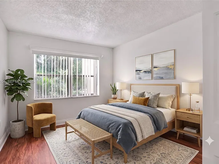 4205 N University Dr #303 — Photo 6
