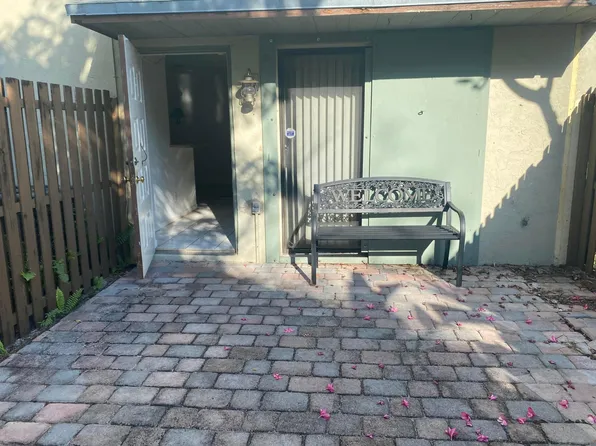 3 NE Crossings Circle #A, Boynton Beach, FL 33435