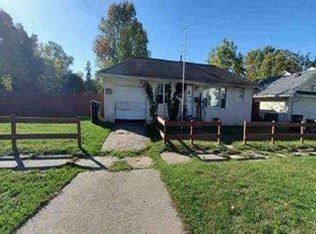 1236 N 9th St, Niles, MI 49120