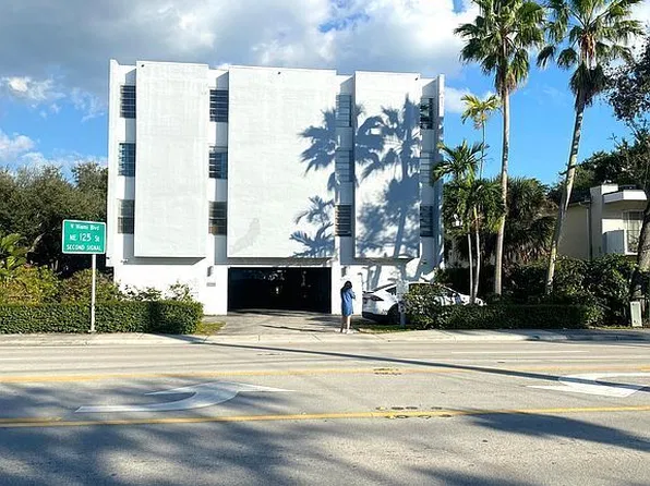 12105 NE 6th Ave APT 203, North Miami, FL 33161