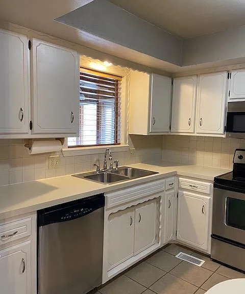 2056 Buggy Whip Ln — Photo 20