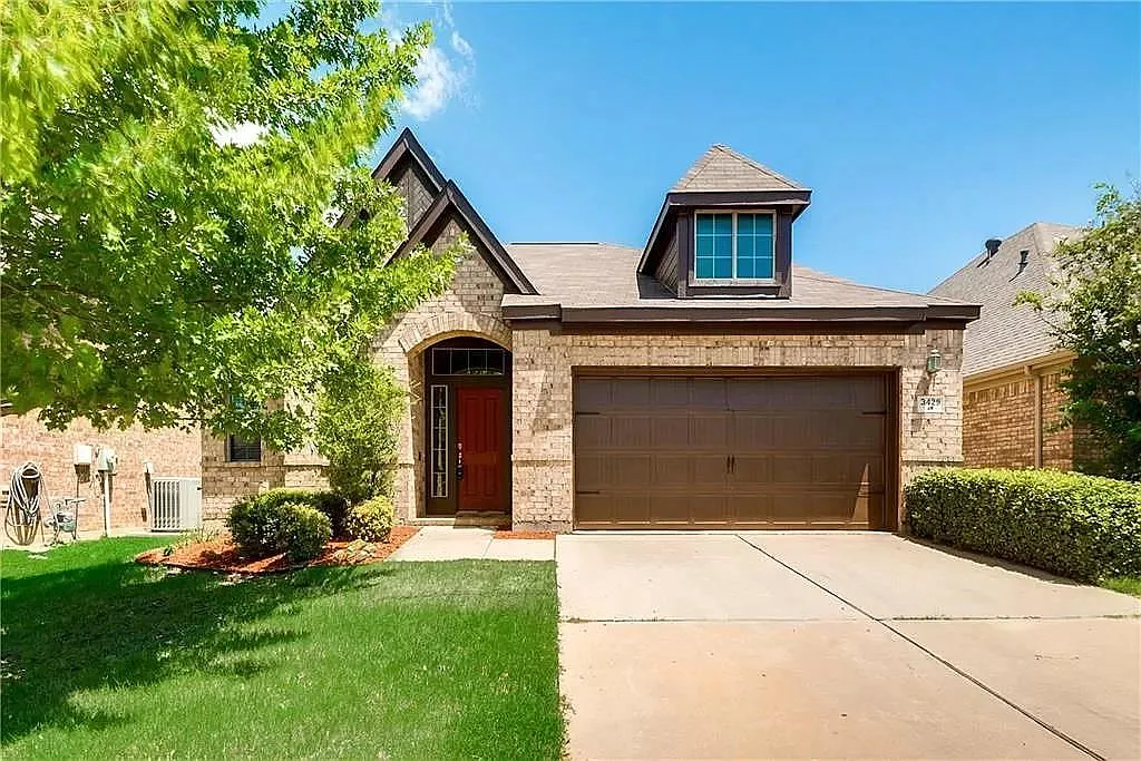 Building Photo - 3429 Beekman Dr