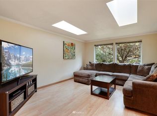 17903 158th Pl SE, Renton, WA 98058