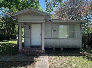 129 E Pecan St, Taft, TX 78390