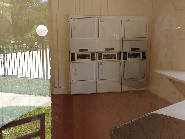 196 San Juan Cir — Photo 27