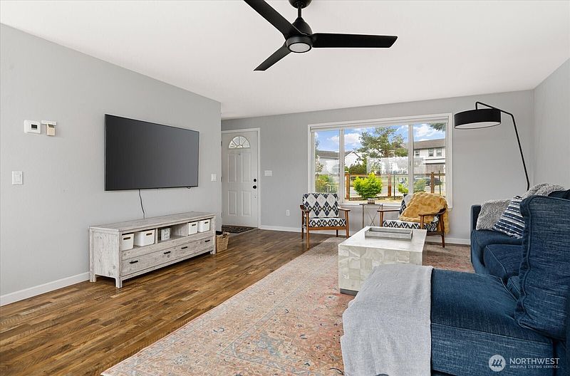 3rd image of 5055 Honeymoon Bay Road