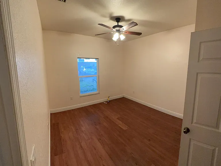 10665 Lake Breeze Dr #10665 — Photo 13