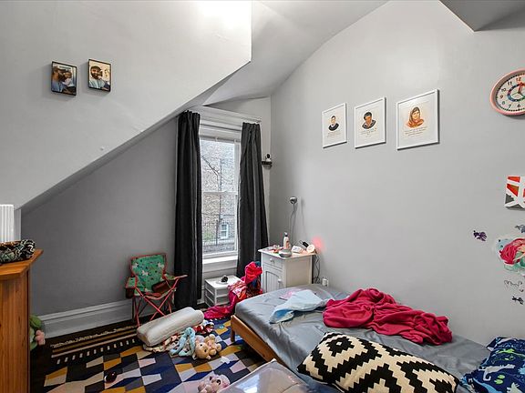 3rd image of 2200 W Cortez St APT 1F