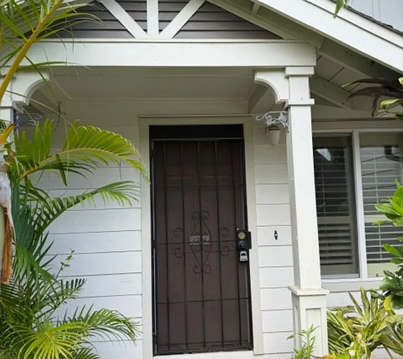 654 Meakanu Ln #1704