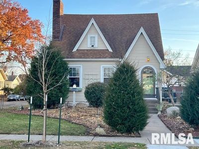 727 E Central Park Ave, Davenport, IA, 52803