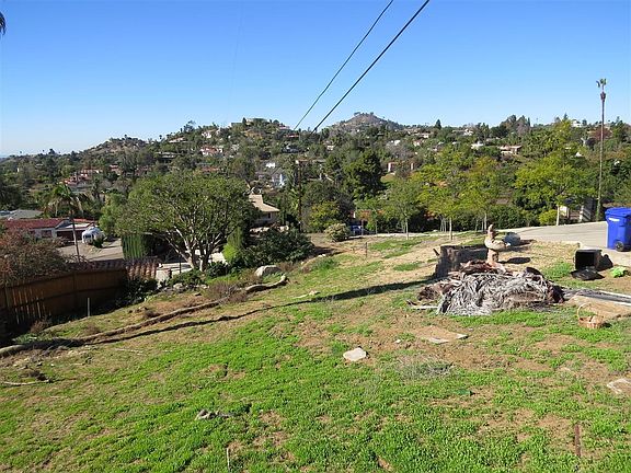 4th image of 4775 Mayapan Dr