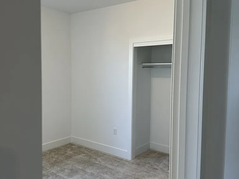 2779 Mulholland Dr — Photo 11