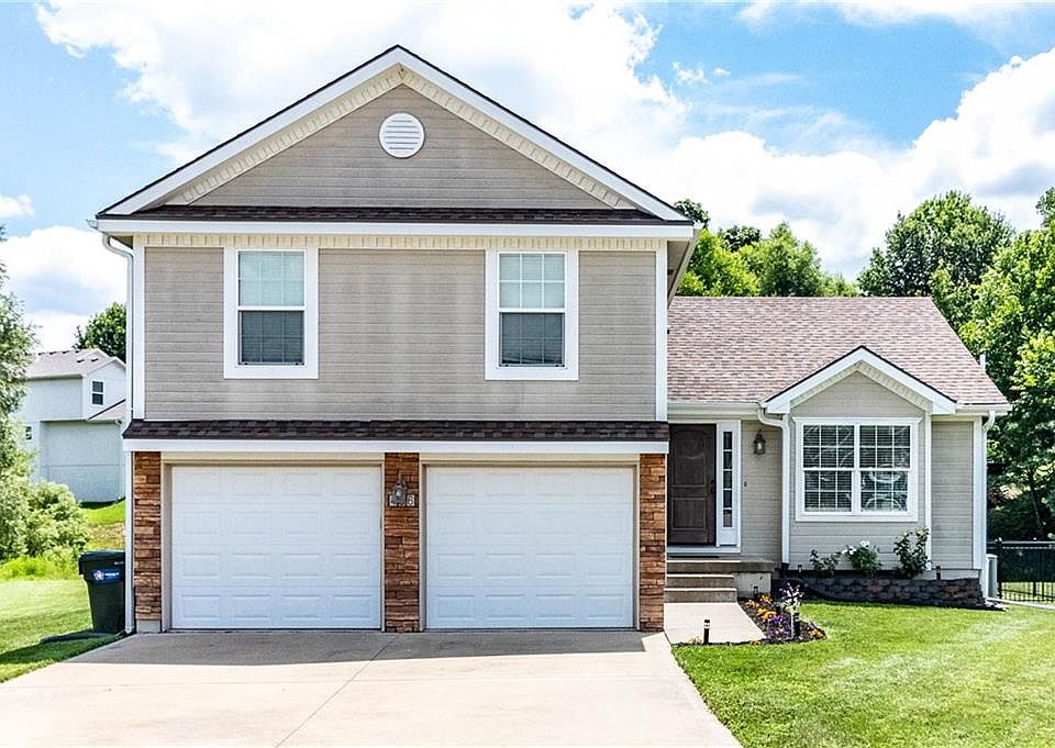 1st image of 456 Ash Ct