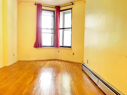 Rented by Keller Williams NYC | media 11