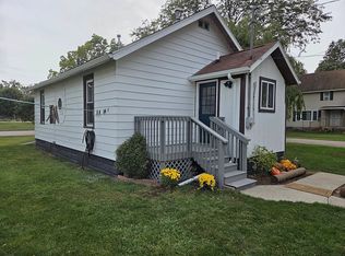 1220 Freeman St, Owosso, MI 48867