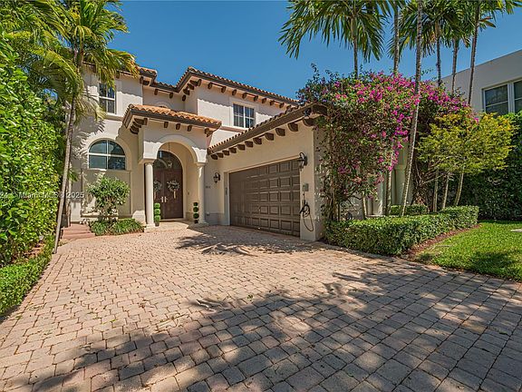 2nd image of 5815 SW 27th St