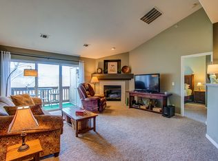 7349 S Alkire St APT 304, Littleton, CO 80127