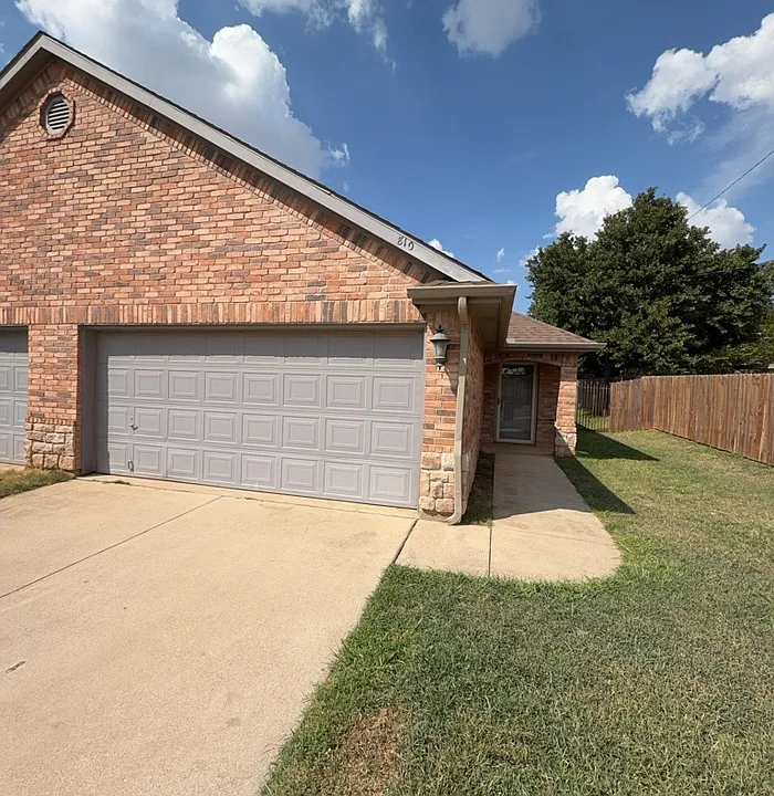 810 Cullum Ct