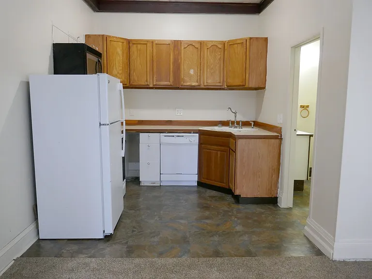 193 Bond St, Astoria, OR 97103 — Photo 3
