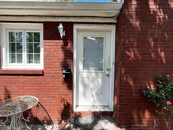 Side Entrance to Apartment